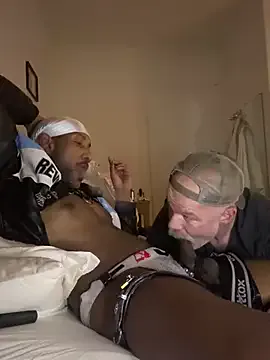 esteraulxxx – webcam model profile photo