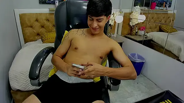 gholly2007 – webcam model profile photo Image 14