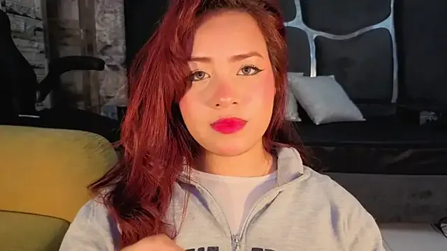 Yui-Ch – webcam model profile photo Image 14