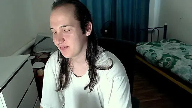 Sofiyaa_39 – webcam model profile photo Image 9