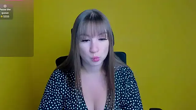 Queen_Shanuu – webcam model profile photo Image 11