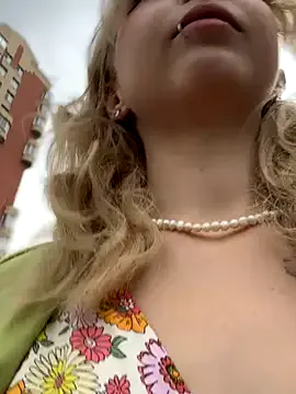 PumaShyXD – webcam model profile photo Image 4