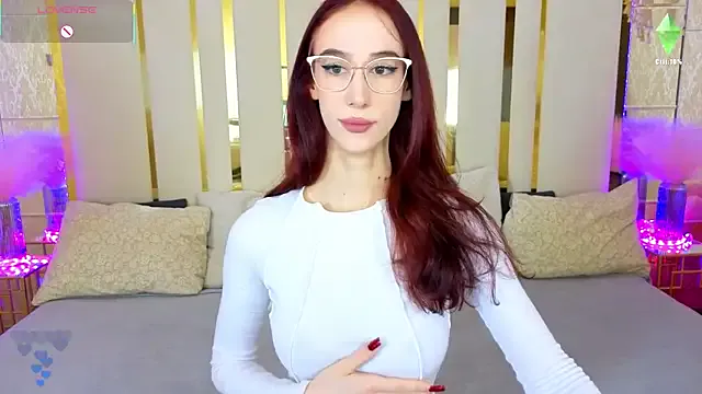 BellaLeen – webcam model profile photo Image 16