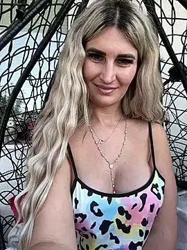 EvelynFrances Image 12