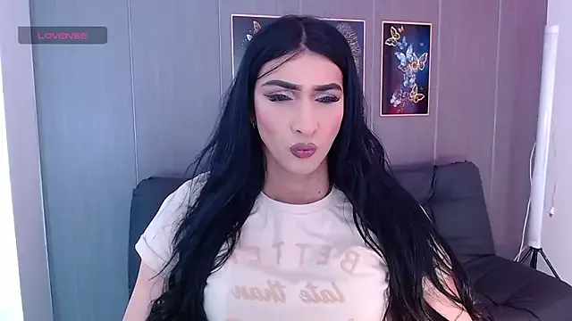 its_amesha – webcam model profile photo Image 15