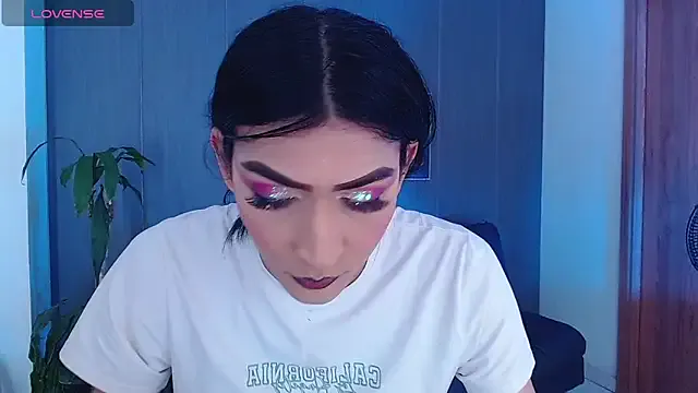 its_amesha – webcam model profile photo Image 2