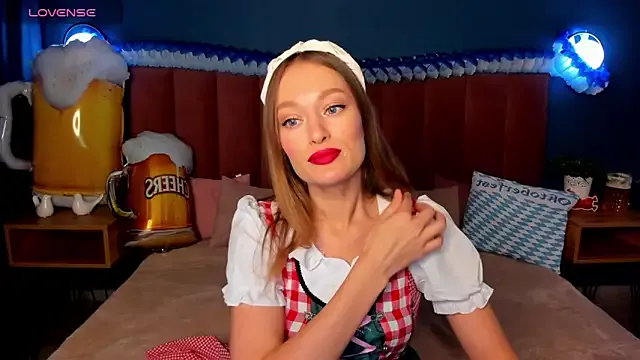 CristinaRous – webcam model profile photo Image 18