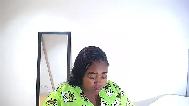 nathi_poyo – webcam model profile photo Image 5