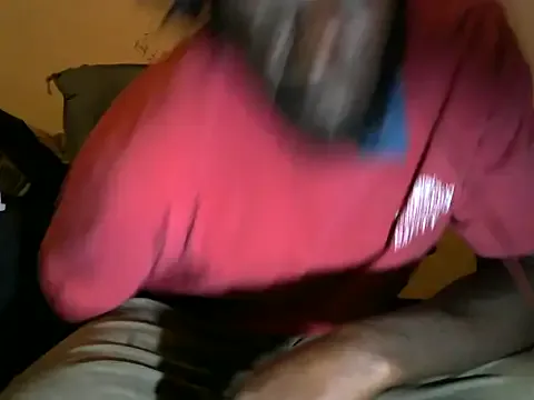 Yui-Ch – webcam model profile photo Image 12