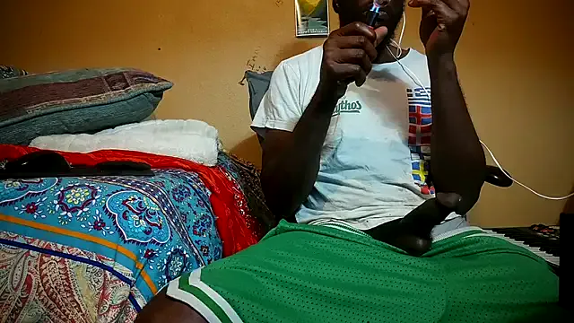 Yui-Ch – webcam model profile photo Image 6