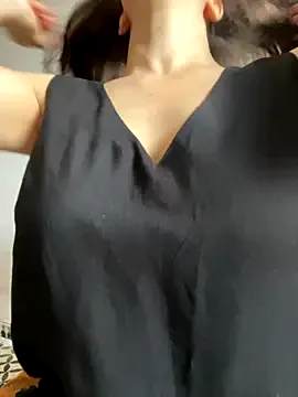 oxo_yuna_oxo – webcam model profile photo Image 16