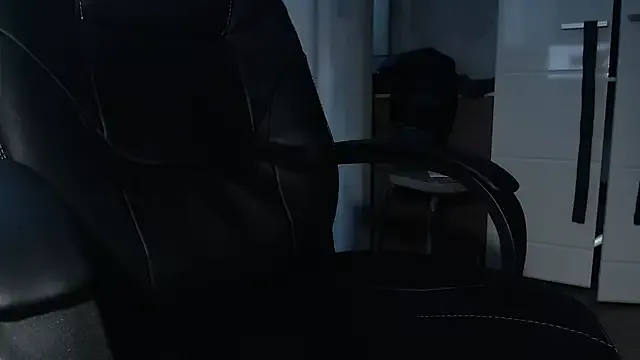 Megu_Melon – webcam model profile photo Image 6