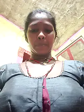 Anita – webcam model profile photo Image 10