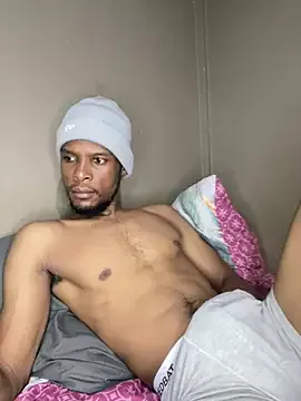 shin0689 – webcam model profile photo Image 4