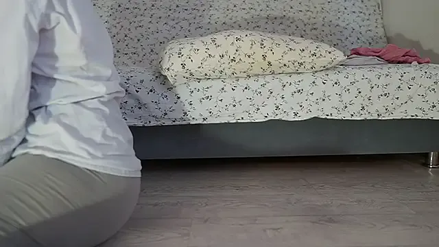 SherlynBhabhi – webcam model profile photo Image 2