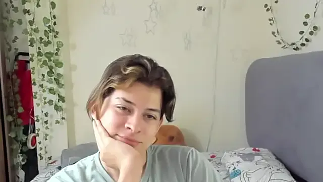 Humsafa-13 – webcam model profile photo Image 15