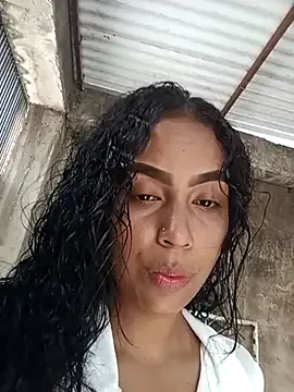 Sofiyaa_39 – webcam model profile photo Image 5