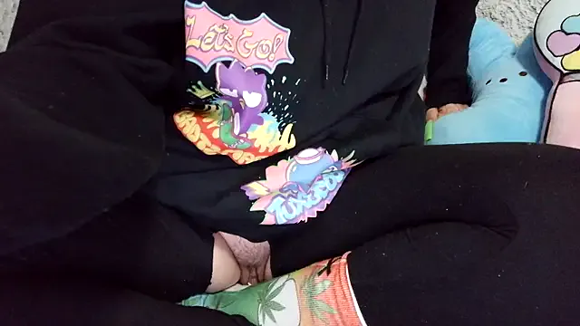 Yui-Ch – webcam model profile photo Image 11