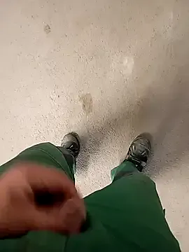 seraphine23 – webcam model profile photo Image 7