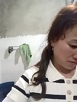 HotBella- – webcam model profile photo Image 13