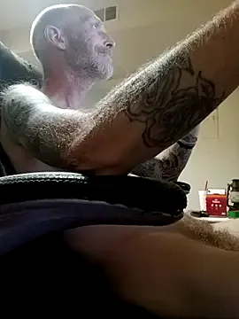  – webcam model profile photo Image 3