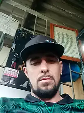 dirtypub – webcam model profile photo Image 3