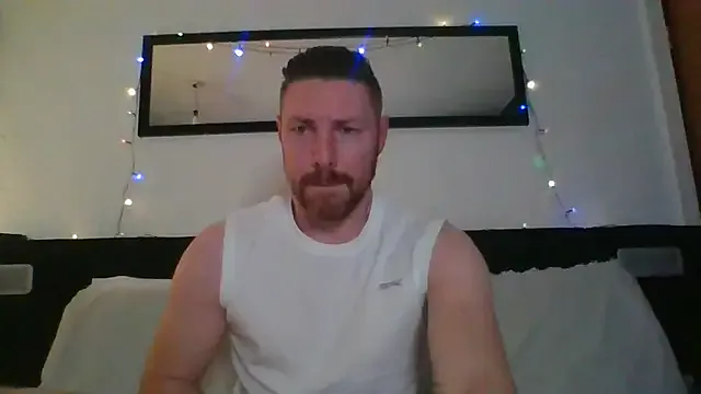  – webcam model profile photo Image 6