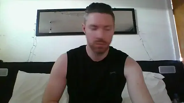  – webcam model profile photo Image 9