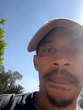 Mia--meow – webcam model profile photo Image 6