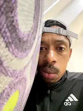 Mia--meow – webcam model profile photo Image 8