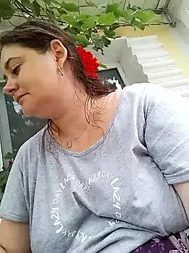 ElizaLuxe – webcam model profile photo Image 2