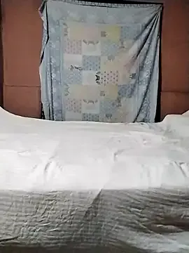 hina_porn – webcam model profile photo Image 2