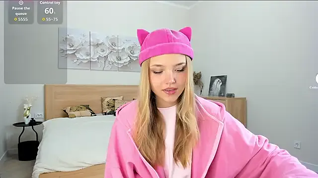 ChloeRoxy – webcam model profile photo Image 12