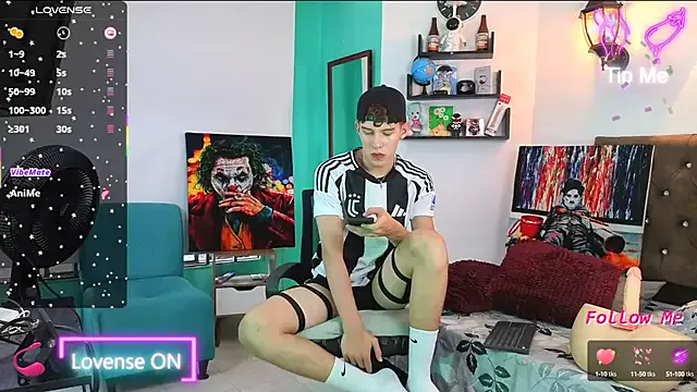 niko-jpn – webcam model profile photo Image 12