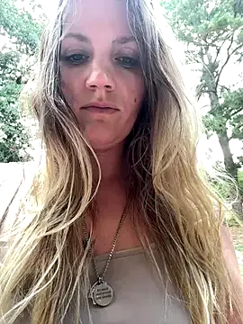 dirtypub – webcam model profile photo Image 3