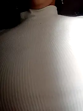 POCARI_SWEAT – webcam model profile photo Image 7