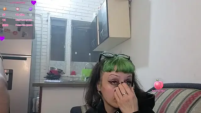 Mia--meow – webcam model profile photo Image 7