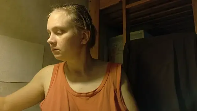 zui_lu – webcam model profile photo Image 11