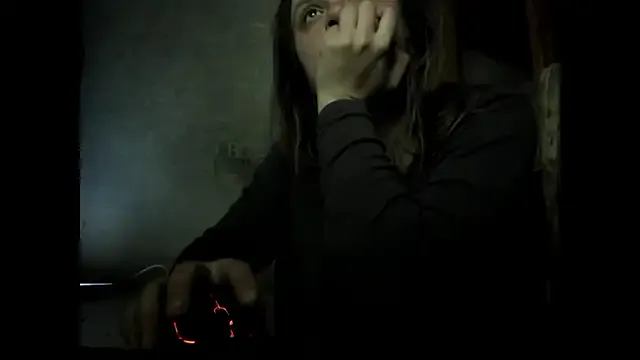 zui_lu – webcam model profile photo Image 2