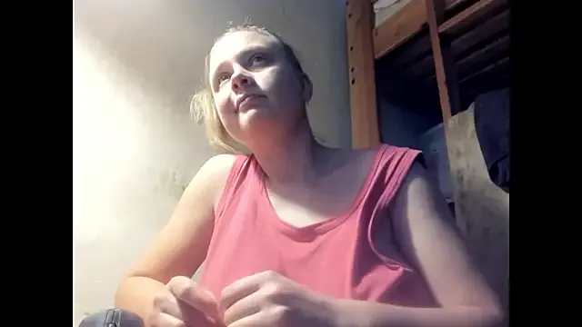 zui_lu – webcam model profile photo Image 3