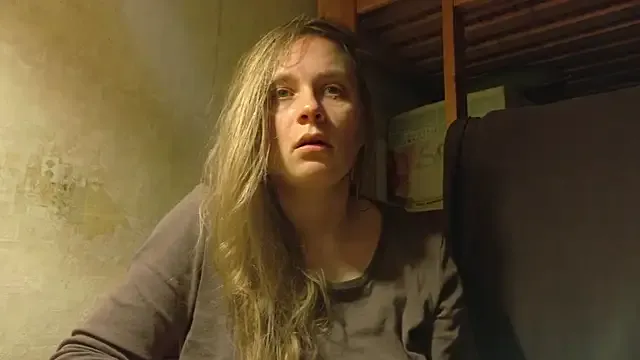 zui_lu – webcam model profile photo Image 5