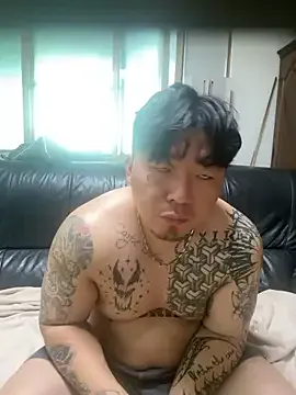  – webcam model profile photo Image 19