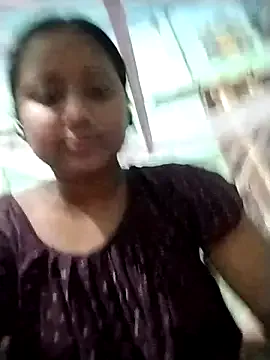 maataaan – webcam model profile photo Image 2