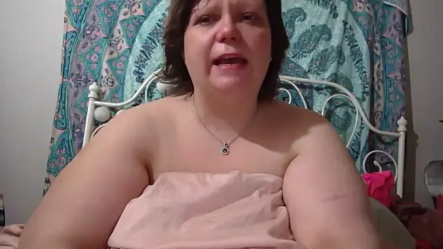 GrettaGrand – webcam model profile photo Image 7