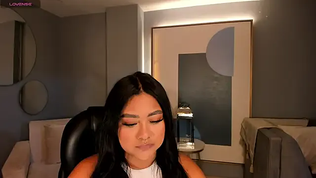 Jane – webcam model profile photo Image 6