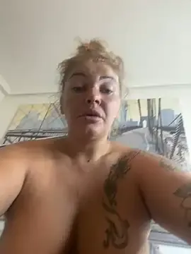 _Alice_1 – webcam model profile photo Image 10