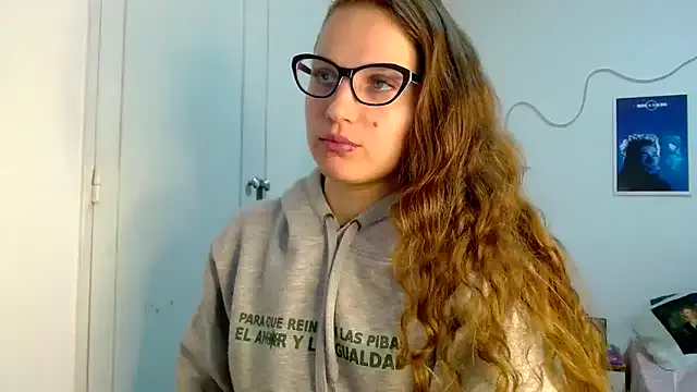 Megu_Melon – webcam model profile photo Image 5