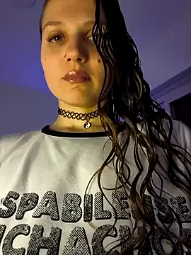 Megu_Melon – webcam model profile photo Image 6