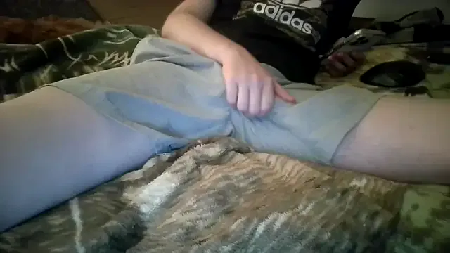 oypo – webcam model profile photo Image 10