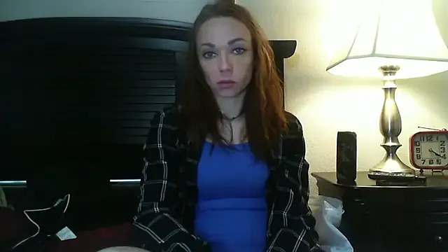 roouse – webcam model profile photo Image 4